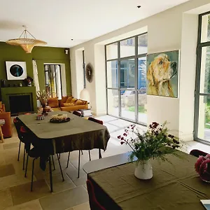 La Magnanerie De Bed & Breakfast